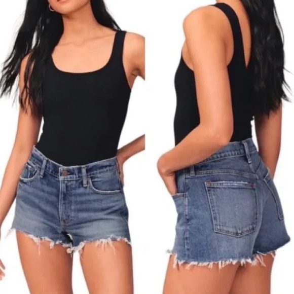 Abercrombie & Fitch Curve Love Mid Rise Mom Short | Denim | NWT - Picture 2 of 3